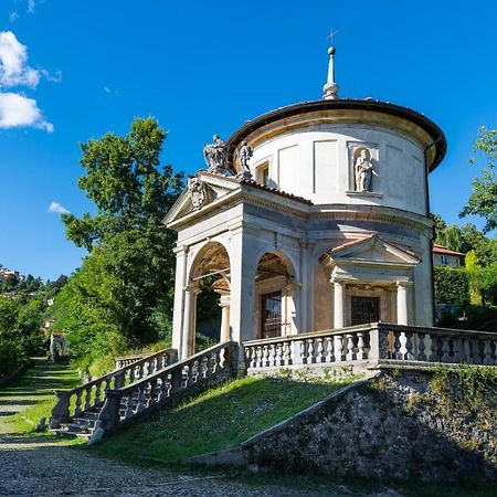 Feeling At Home - Varese Apartment Екстер'єр фото