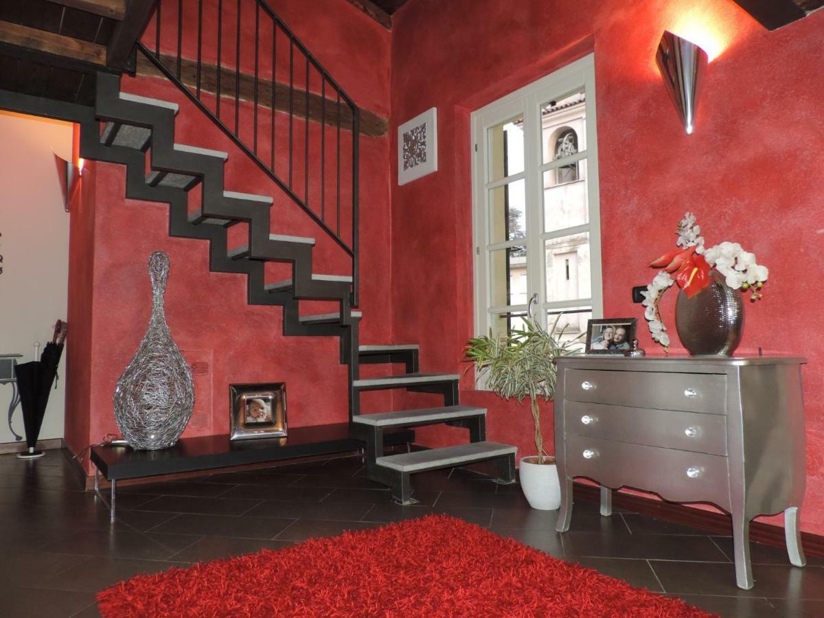 Feeling At Home - Varese Apartment Екстер'єр фото
