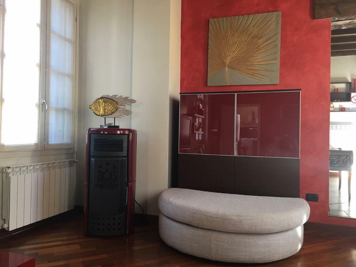 Feeling At Home - Varese Apartment Екстер'єр фото