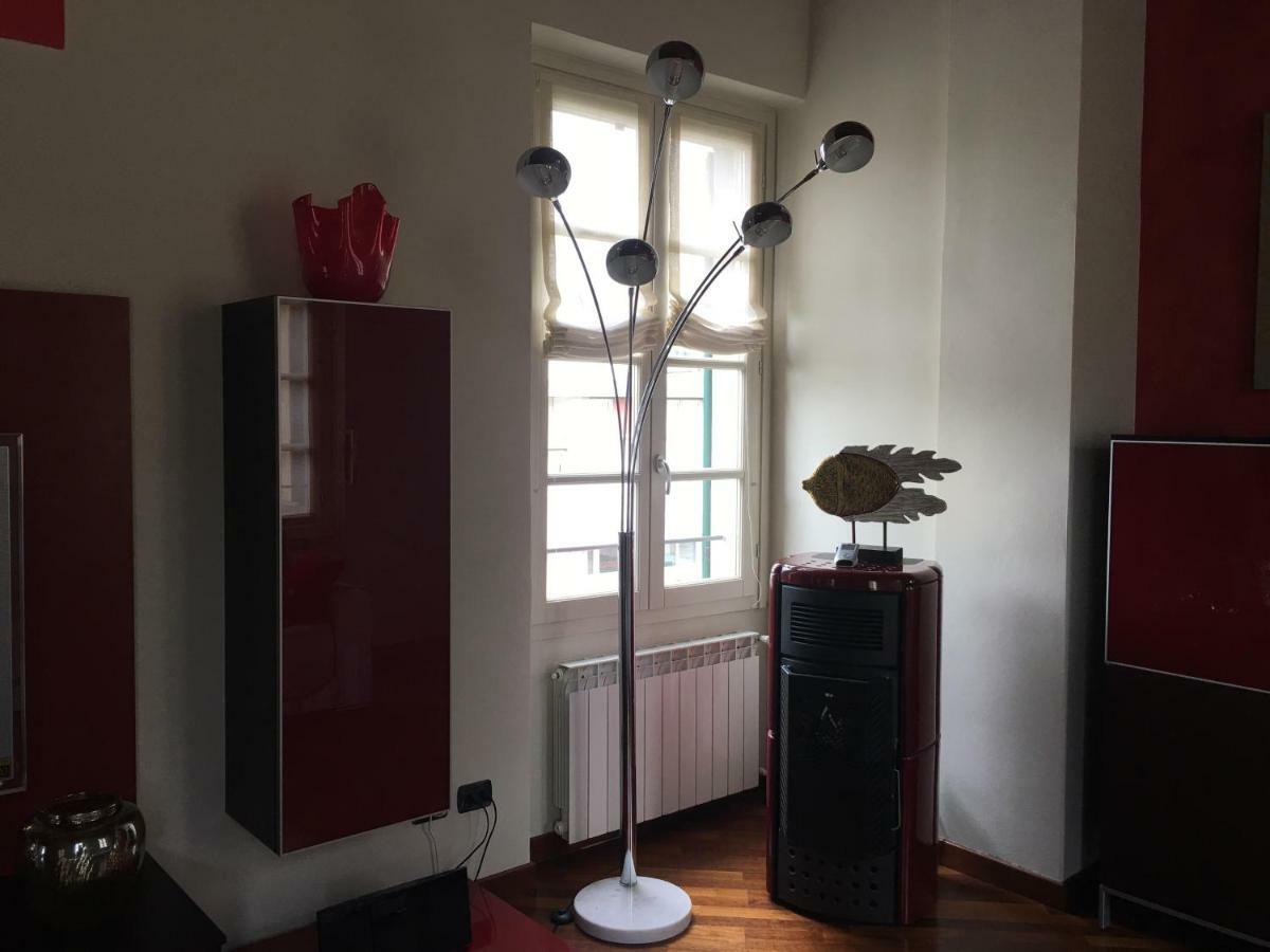 Feeling At Home - Varese Apartment Екстер'єр фото