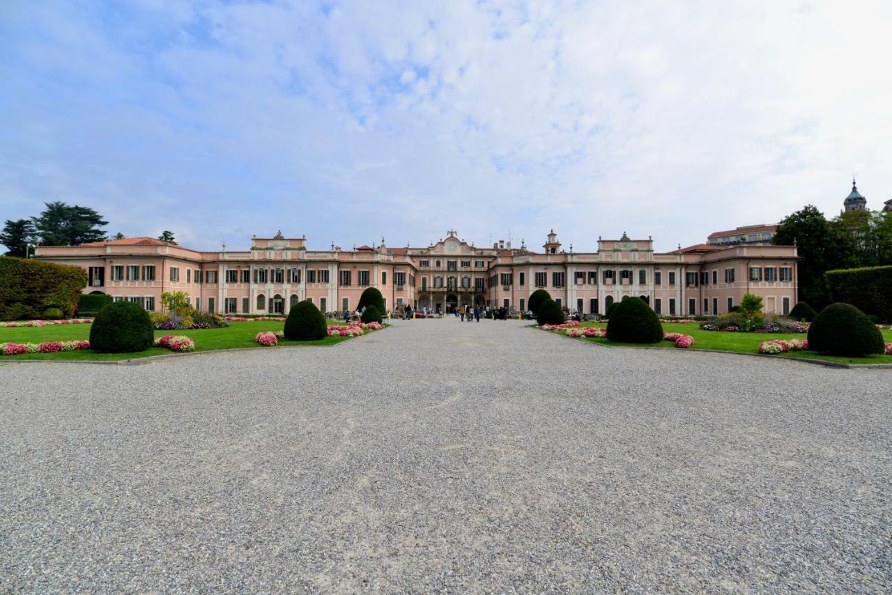 Feeling At Home - Varese Apartment Екстер'єр фото